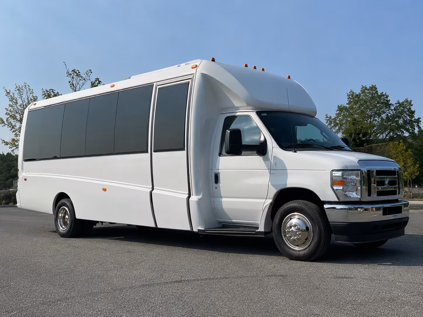 Tucson Winery Tour & Pub Crawl Transportation group transportation